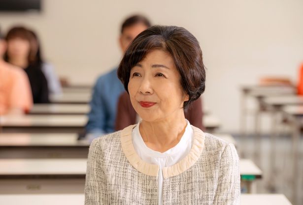 文子は好奇心を解き放ち、若いころの夢だった“学び”を楽しんでいく