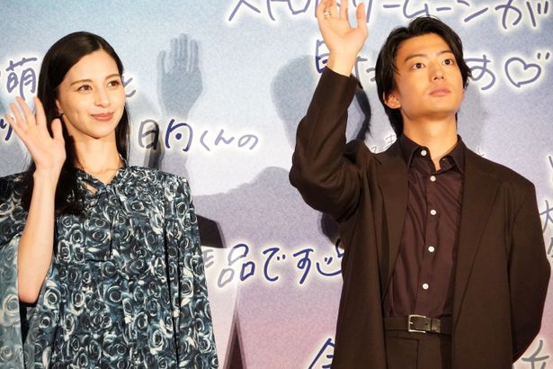 『ストロベリームーン 余命半年の恋』初日舞台挨拶の様子
