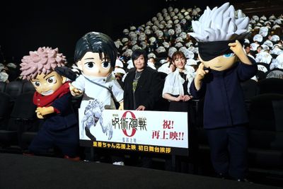 『劇場版 呪術廻戦 0』の復活上映を記念して開催された「里香ちゃん応援上映初日舞台挨拶」に緒方恵美、花澤香菜が登場！