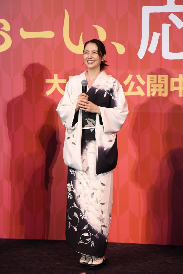 長澤まさみは、役作りに励む永瀬正敏のために、毎日手作りの弁当を差し入れたという
