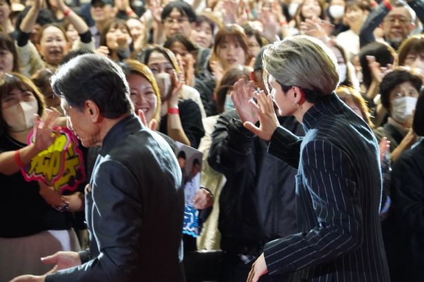 『港のひかり』「ジャパンプレミアin輪島～能登に元気を～」の様子