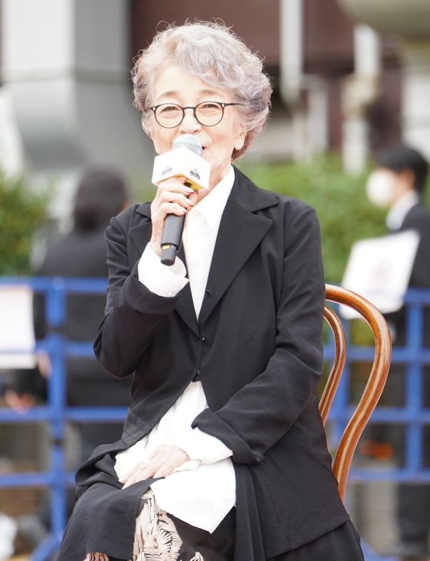 主演の高野すみれを演じた倍賞千恵子。山田洋次監督作品への出演は70作目！