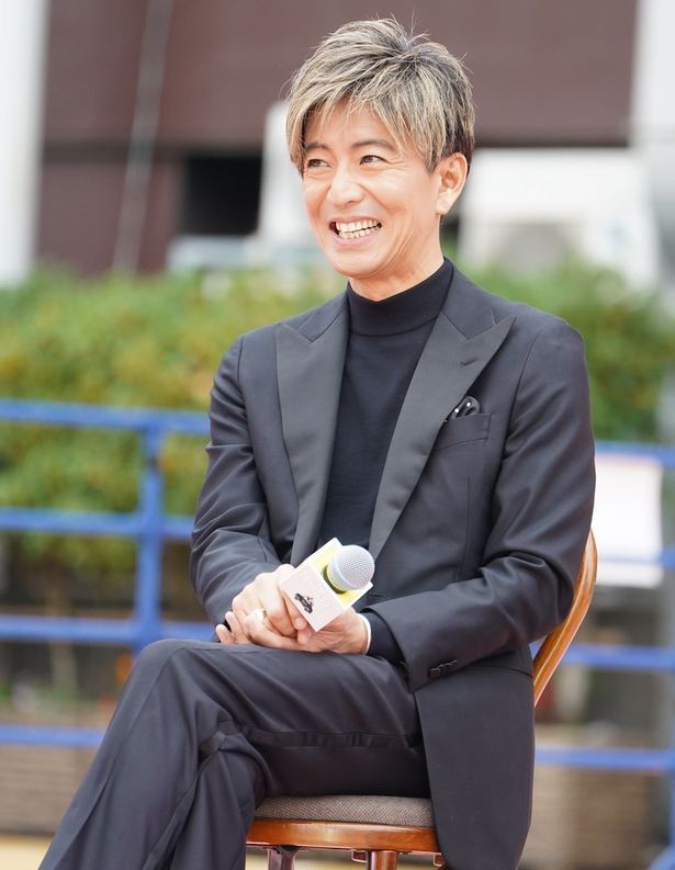 迫田のコメントに笑いが止まらない木村