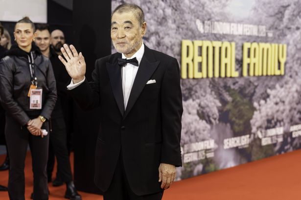 柄本明も登壇！