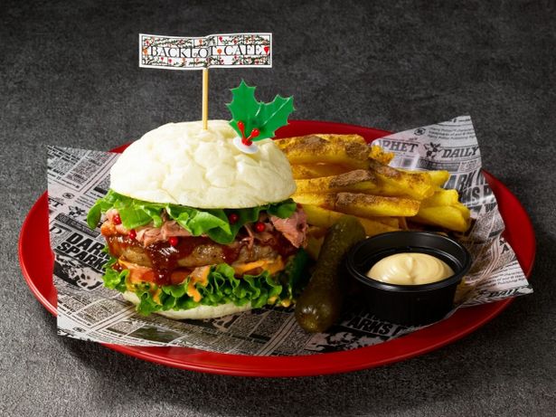 「フードホール」のクリスマスバックロットバーガー　価格：2,500円(税込) 