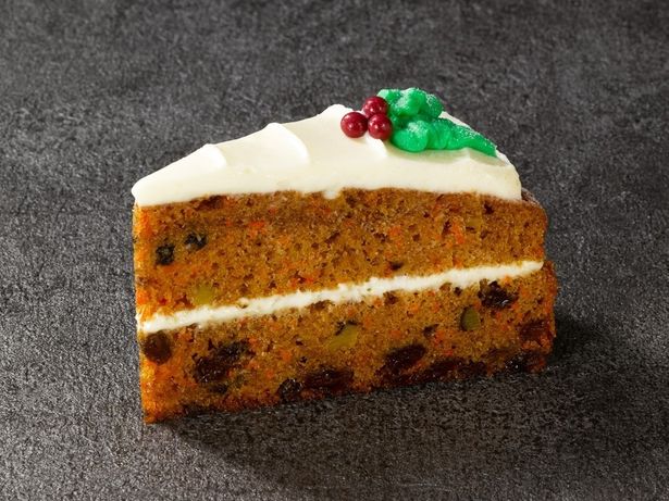 「フロッグカフェ」のクリスマス・ウォールナットキャロットケーキ　価格：800円(税込)
