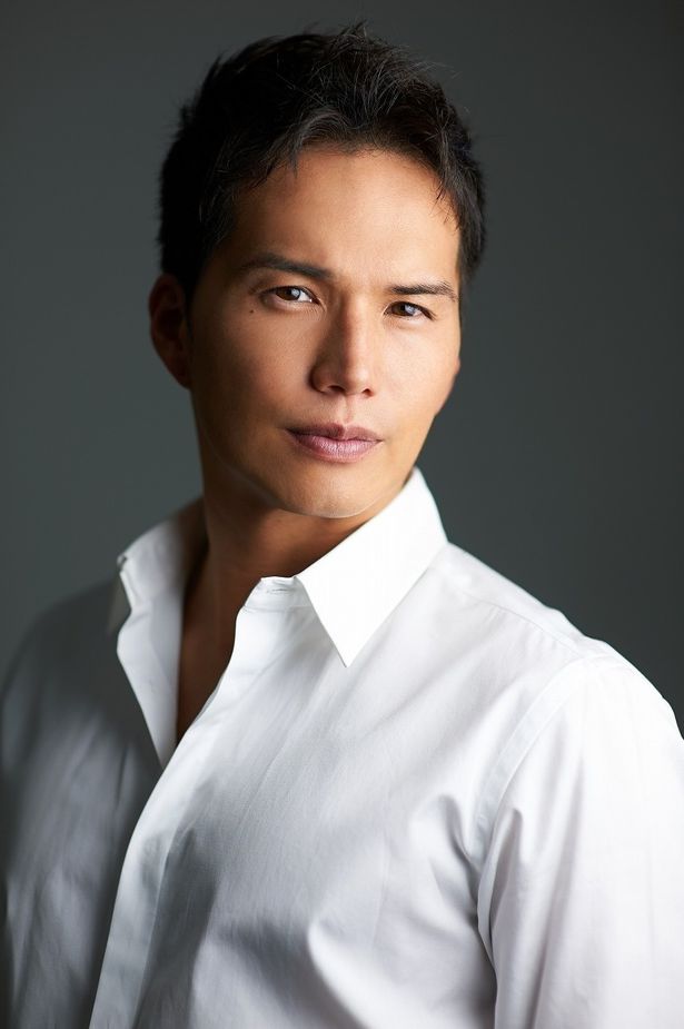 【写真を見る】『おいしい給⾷ 炎の修学旅⾏』のゲスト、市原隼人