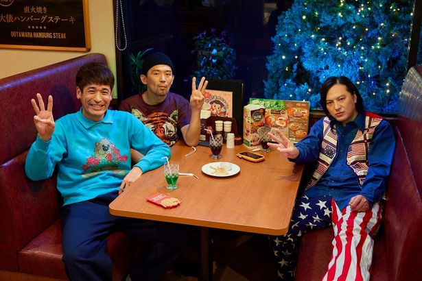 『THE３名様Ω』のゲストは、森⾕雄(監督、プロデューサー)、佐藤隆太、桃⽉なしこ