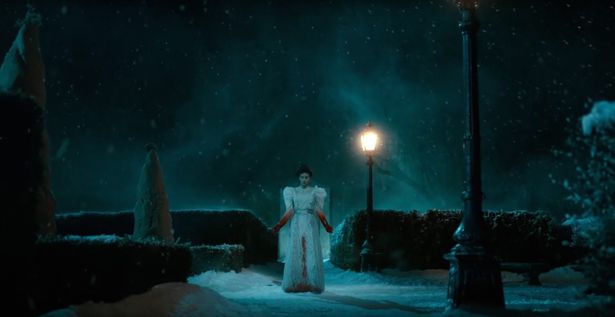 オスカー受賞後も『ナイトメア・アリー』など、“デル・トロらしい”作品を次々と発表！