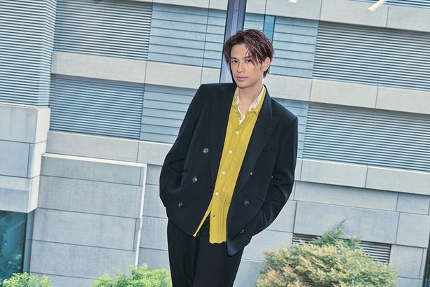 【写真を見る】BL作品初出演に「強い覚悟を持って挑んだ」と語る『（LOVE SONG）』森崎ウィンインタビュー