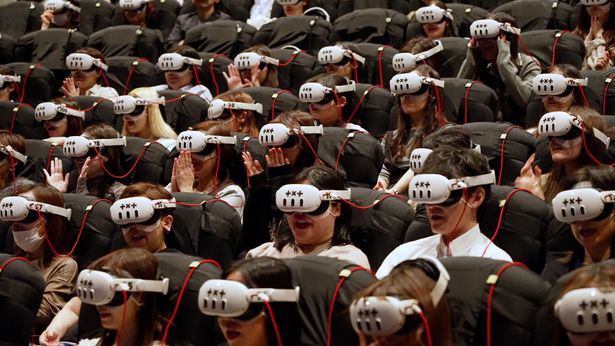 試写会場では黄色い声援が止まらない！