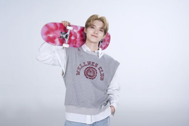 最年長で努力家のYEONJUN、実はいつも夜食を食べていた？