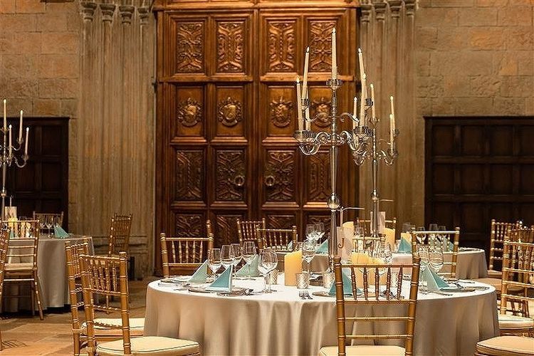 「ホグワーツディナー」がキャンドルきらめく大広間で開催！4日間限定のディナープランに注目