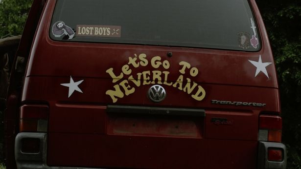 ピーターを誘拐犯として描いた(『ネバーランド・ナイトメア』)