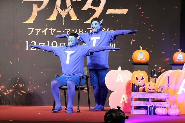 左足甲を剥離骨折して松葉杖生活を送っているという長田は椅子に座って登場