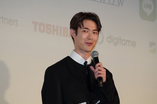 佐藤タモツ役の宮沢氷魚