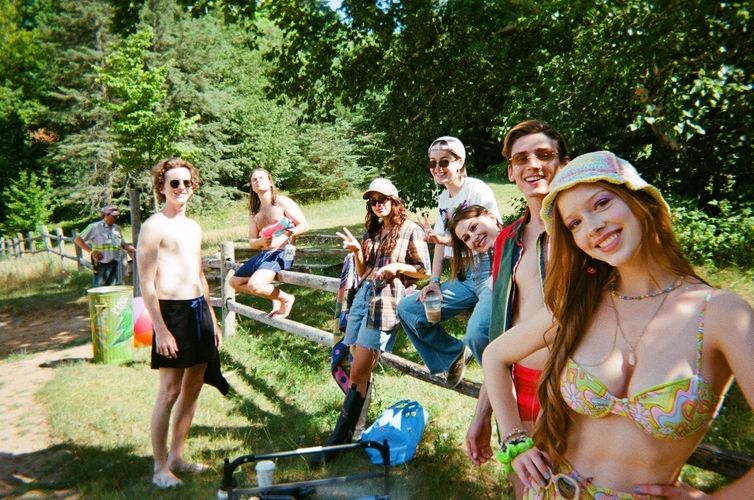 “キャンプホラー”の絶好期が到来!?フィン・ウォルフハード初監督作『地獄のサマーキャンプ』は80年代ホラーへのオマージュ全開