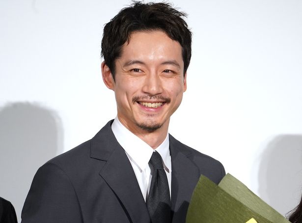 歓声にニッコリ