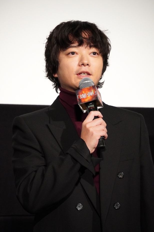 『爆弾』公開初日舞台挨拶に登壇した染谷将太