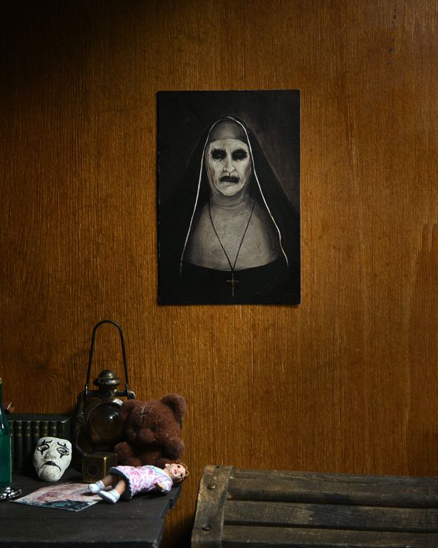 死霊館のシスター THE NUN / ヴァラク アルティメット 7インチ アクションフィギュア