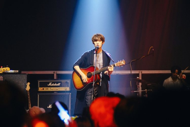 向井康二が歌い上げる劇中曲「LOVE SONG」のライブシーンも初公開！『（LOVE SONG）』本編クリップ集