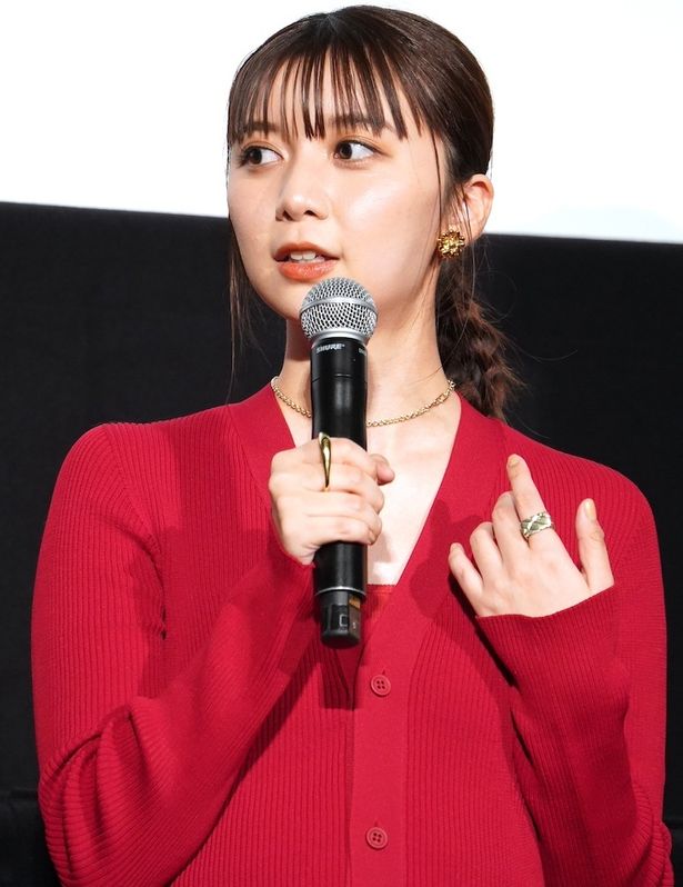 朝からPRで忙しい時間を過ごしていたがお散歩をしたと告白する場面も