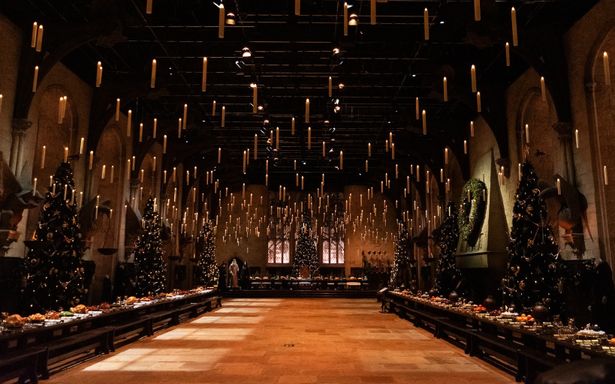 大広間に足を踏み入れると、一気に「ハリー・ポッター」の世界へ！