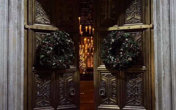 スタジオツアー東京で、来場者が最初に訪れる大広間