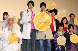 豪華メンバーの登場に会場も大盛り上がり！