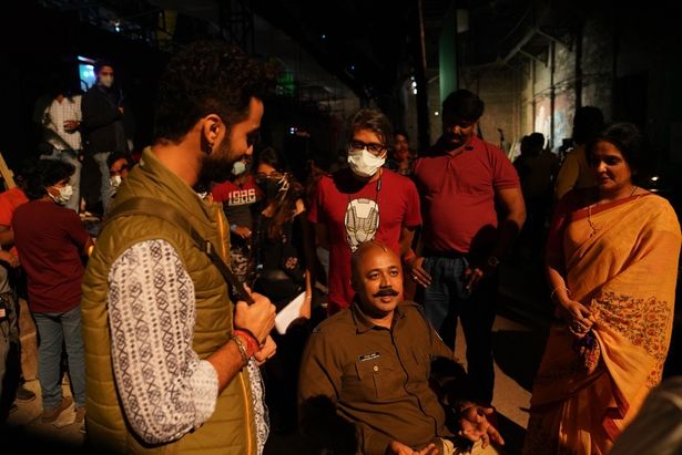 劇中では、血糊や特殊メイクといった演出が盛りだくさん