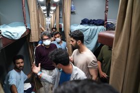 本日より運行開始！『KILL 超覚醒』バイオレンス描写の裏側に迫る“閲覧注意”のメイキング公開