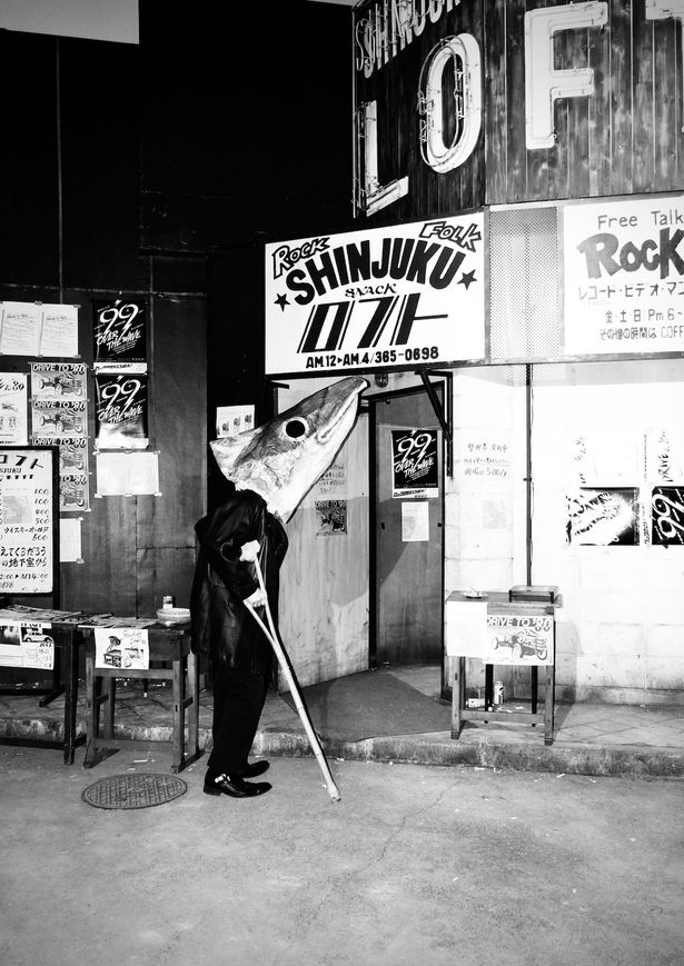 劇中では1970年後半の東京を再現