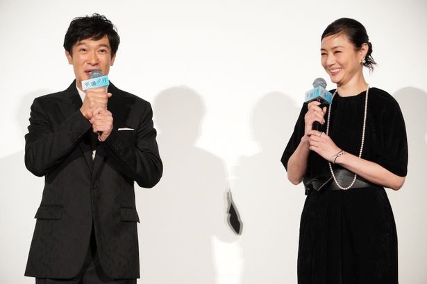 大人のラブストーリーを紡いだ堺雅人＆井川遥