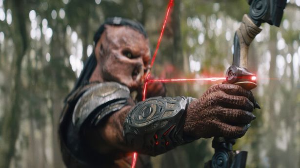 9本目の「プレデター」映画にして、初めてプレデターが主人公に