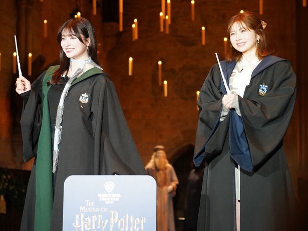 「スタジオツアー東京 アンバサダーお披露目イベント」に登場した桜田ひより＆吉川愛