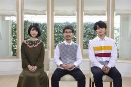 浜辺美波、月川翔監督、北村匠海(写真左から)が、撮り下ろしの特典映像に登場