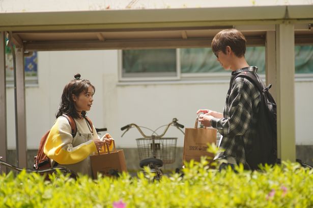 大学のサークル「珈琲研究会」で知り合った、サチとタモツ