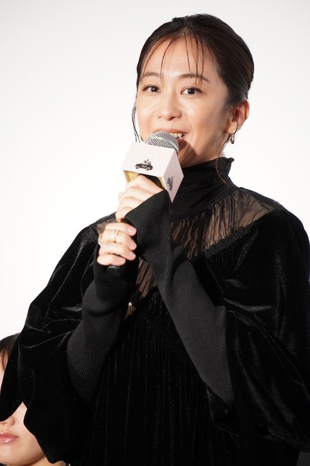『TOKYOタクシー』の初日舞台挨拶に登壇した優香