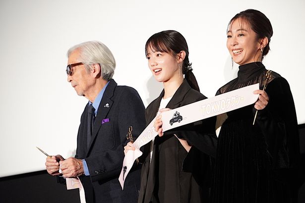 『TOKYOタクシー』初日舞台挨拶の様子