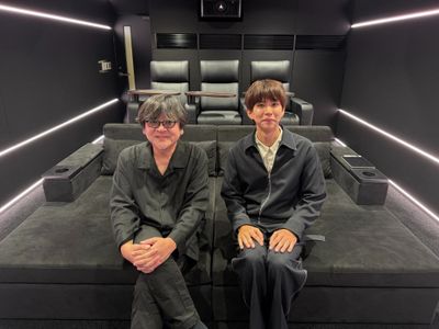 『果てしなきスカーレット』はじめしゃちょーの豪邸に細田監督が訪問！人生とモノづくりを熱く語り合う