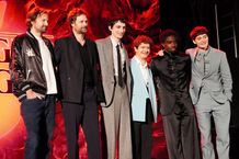 シーズン5の配信に先駆け、愛すべきメンバーが来日！会場からは、喝采が起こり続けた