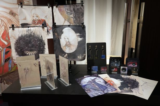 オリジナルグッズも多数販売中！