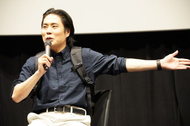 「応援可能上映だったら、声を出してますよ」とアーサーを励ました