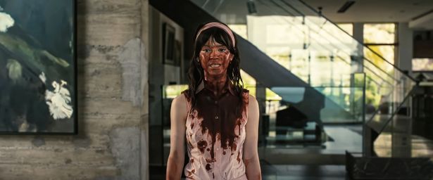 別荘でアンドロイドが暴走する『コンパニオン』