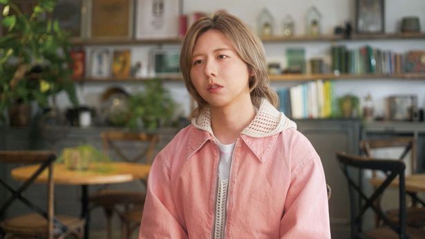 常に高みを目指す3人の姿をインタビューと交えて映す(『MGA MAGICAL 10 YEARS DOCUMENTARY FILM ～THE ORIGIN～』)