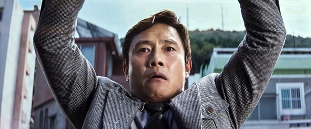 【写真を見る】マンスを演じたイ・ビョンホンも主演男優賞にノミネートされるなど話題の尽きなかった『NO OTHER CHOICE(英題)』