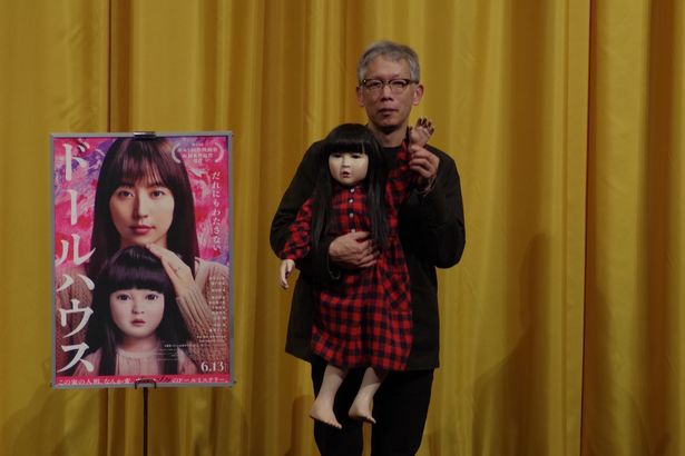 矢口史靖監督が『ドールハウス』の制作秘話を語る！