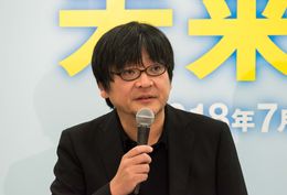 新作『未来のミライ』の製作発表記者会見に出席した細田守監督