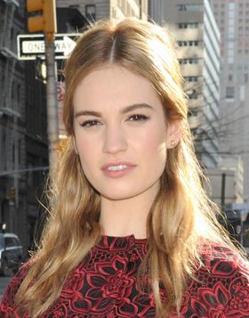 以前は少女のイメージが強かったリリー