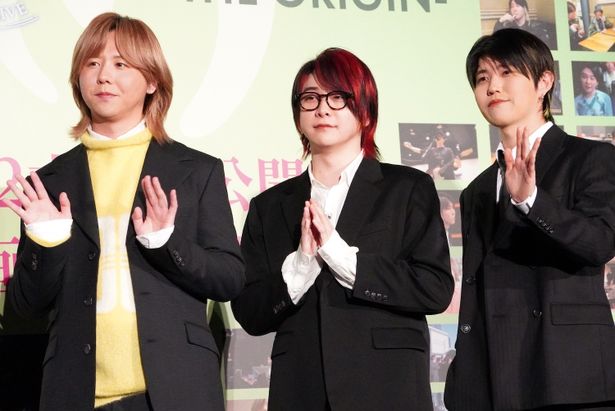 Mrs. GREEN APPLEの登場に会場から大歓声が起きた